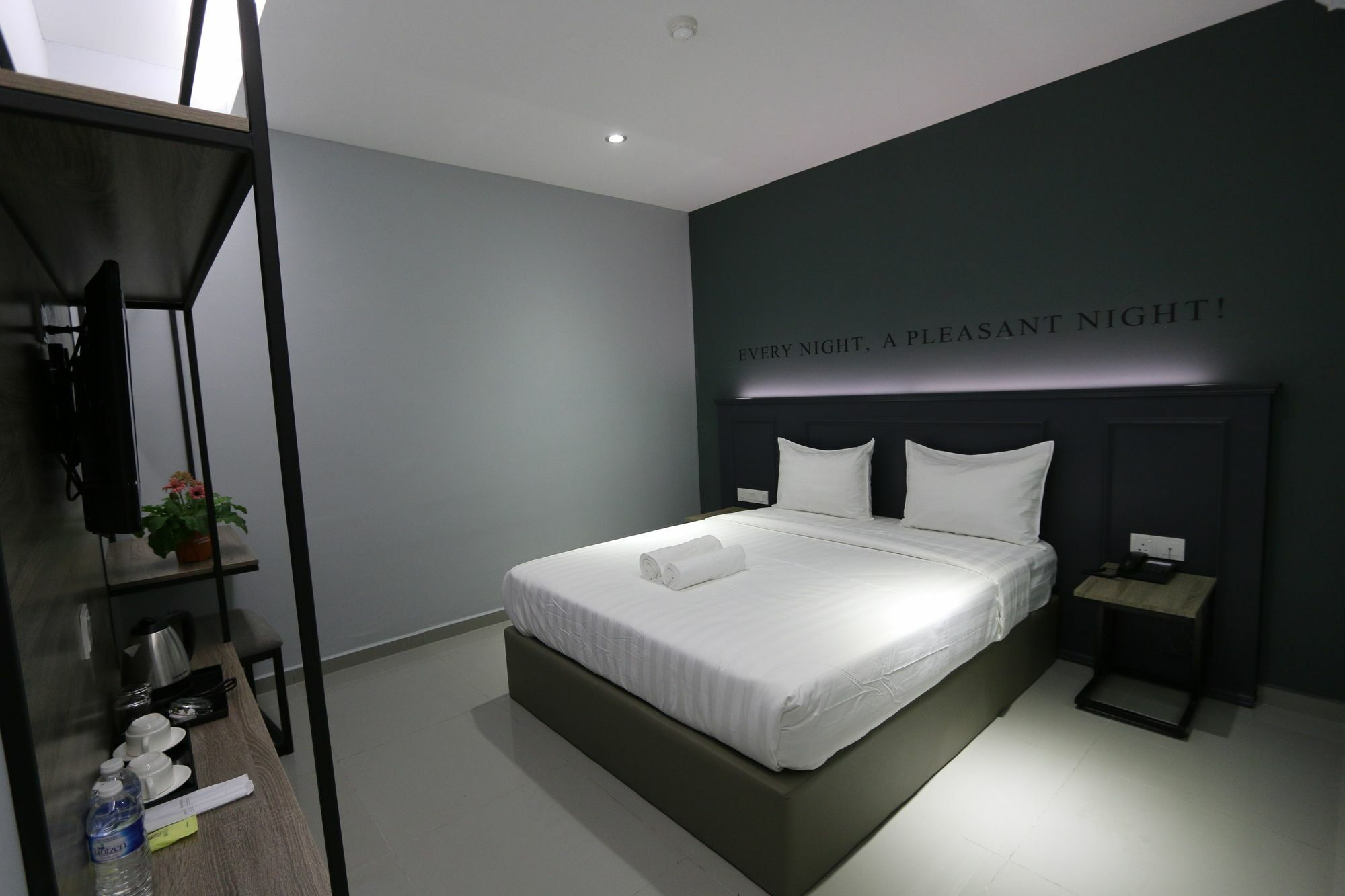 Hotel 99 Sri Petaling Kuala Lumpur Exterior foto